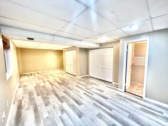 Building Photo - 6064 Zang Way