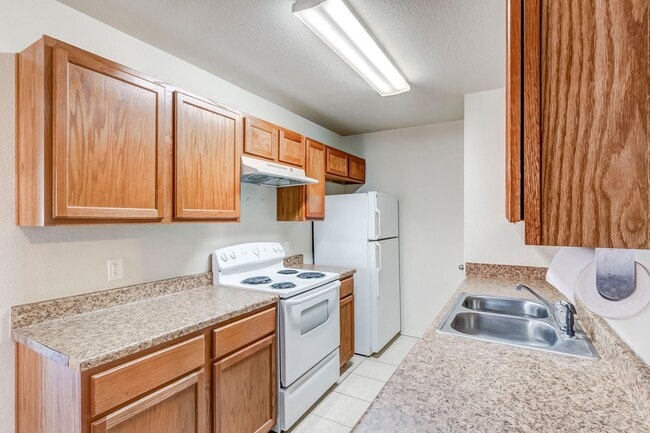 Building Photo - 2913 Starlight Dr