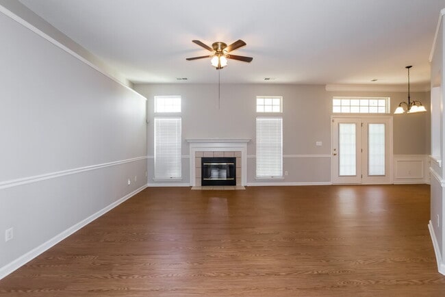 Building Photo - 4865 Bentridge Dr NW