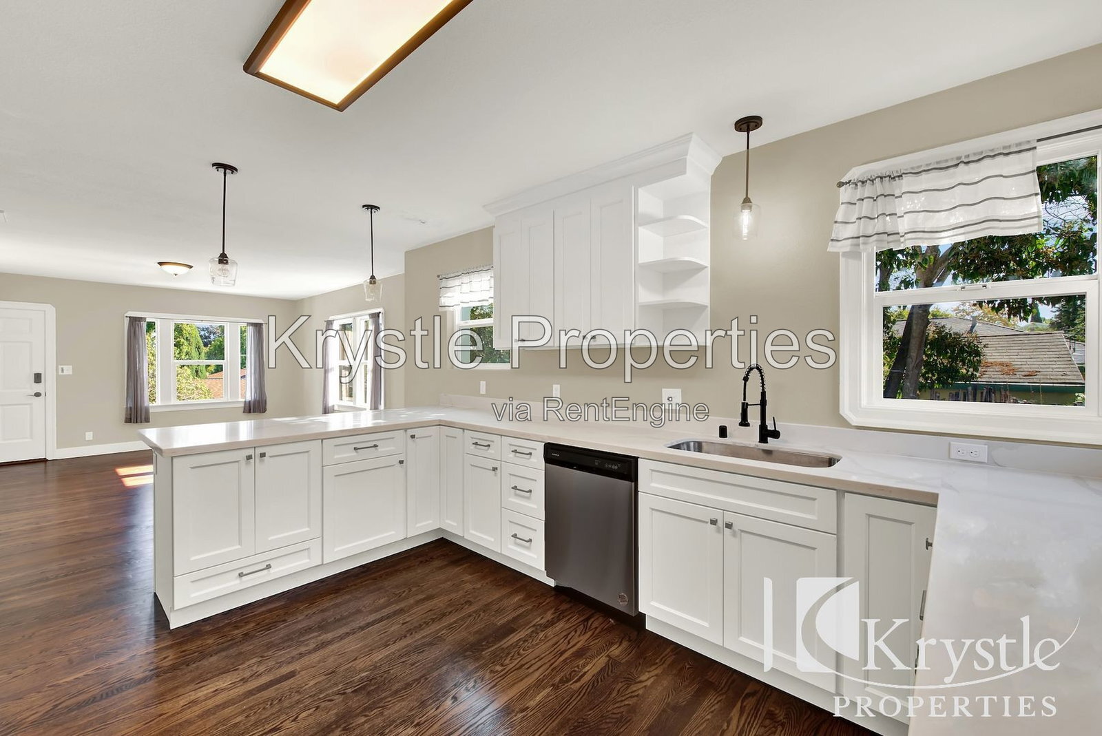 Building Photo - 105 Hill Dr