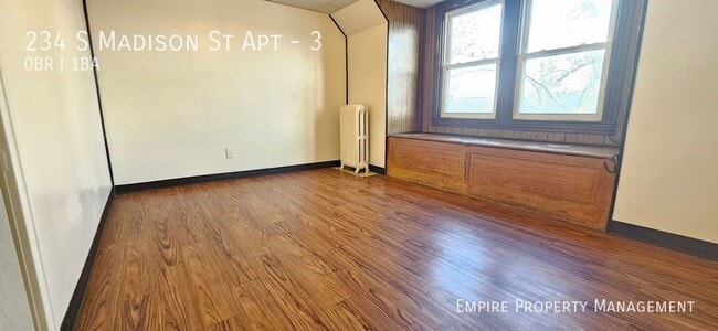 Building Photo - 234 S Madison St