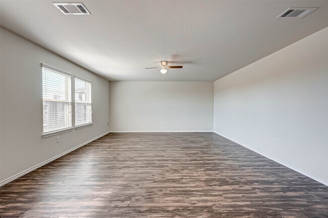 Building Photo - 24123 Noble Darcy Ln