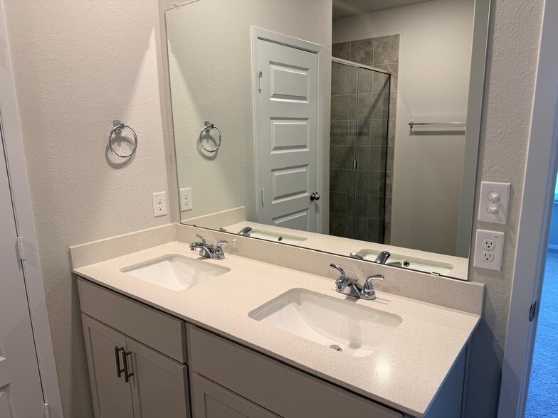 Building Photo - 13312 Underbank Rd