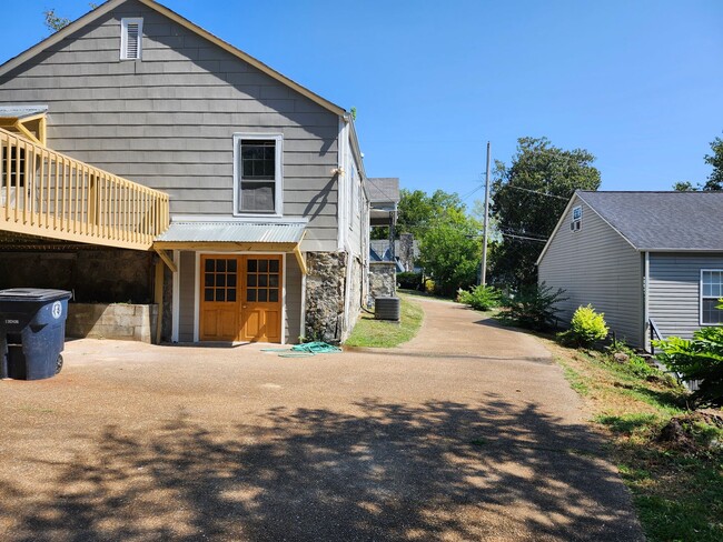 Building Photo - Coming in February - 3 bedroom 2 bath home in Belvoir Area in Brainerd/East Ridge, TN