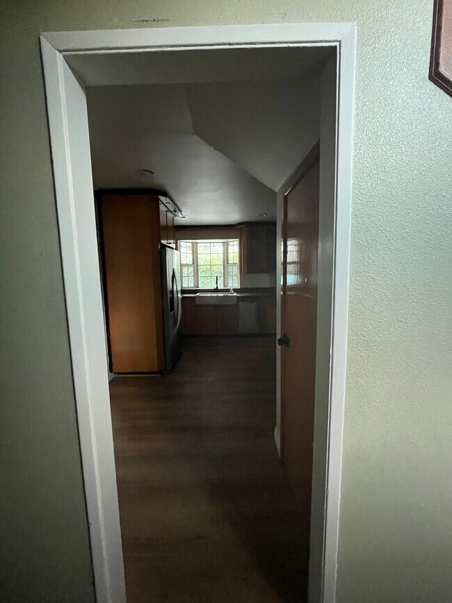 Building Photo - 22240 Wyandotte St