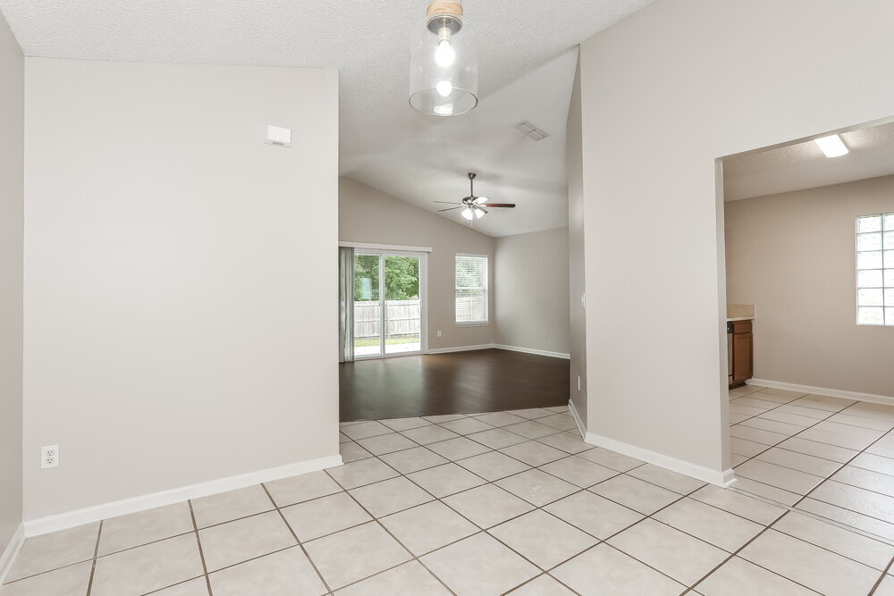 Building Photo - 7859 Collins Ridge Blvd E
