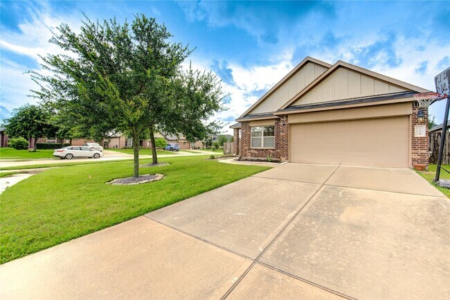 Building Photo - 734 Mill Spring Ct
