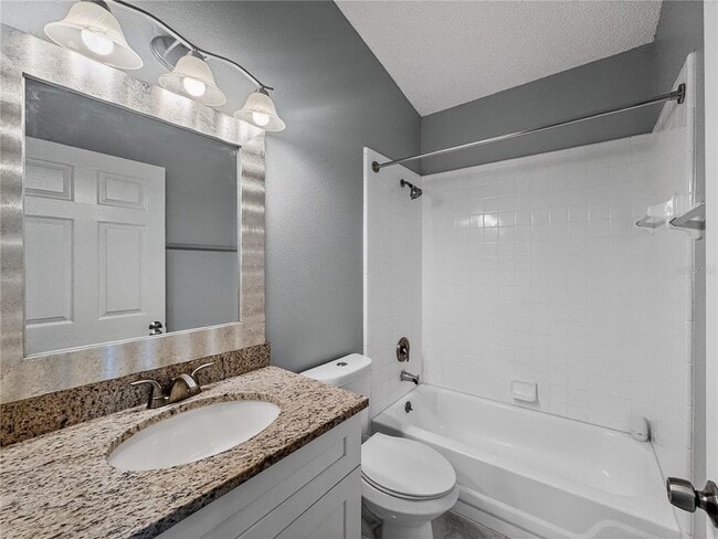 Building Photo - 2905 Colleen Cir