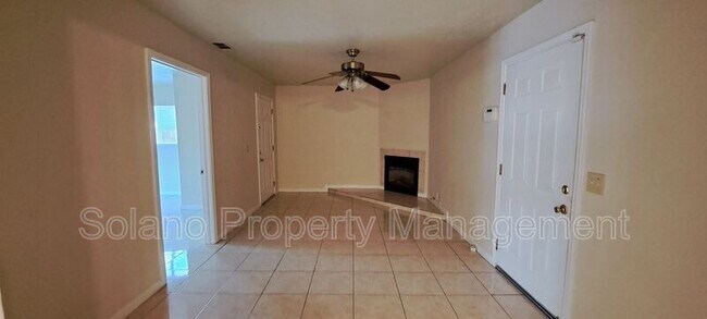 Building Photo - 355 Spindrift Way