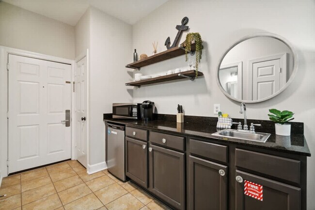 Building Photo - 10343 E County Hwy 30A