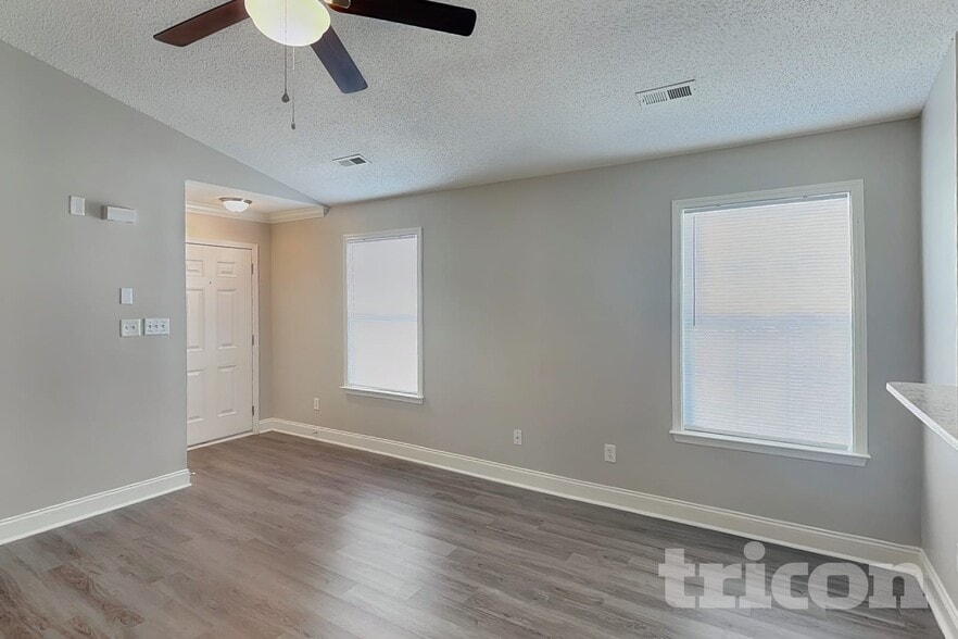 Building Photo - 11608 Stewarts Crossing Dr