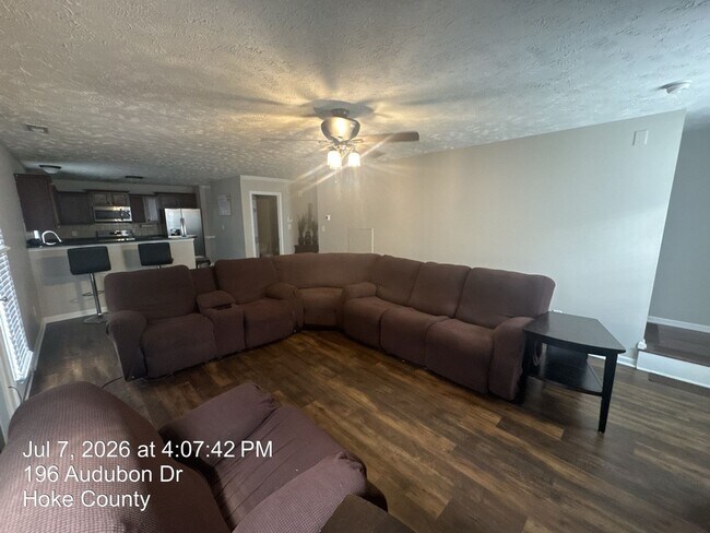 Building Photo - 196 Audubon Dr