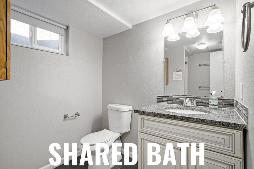 Building Photo - 2300 Lima St