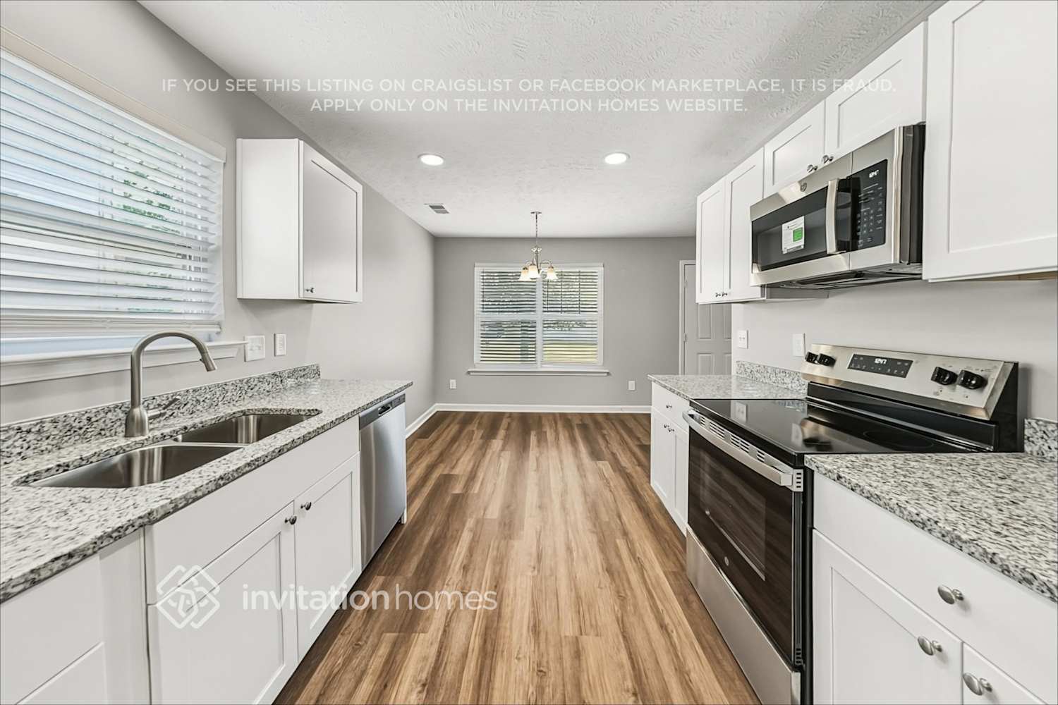 Building Photo - 1601 Sprucedale Dr