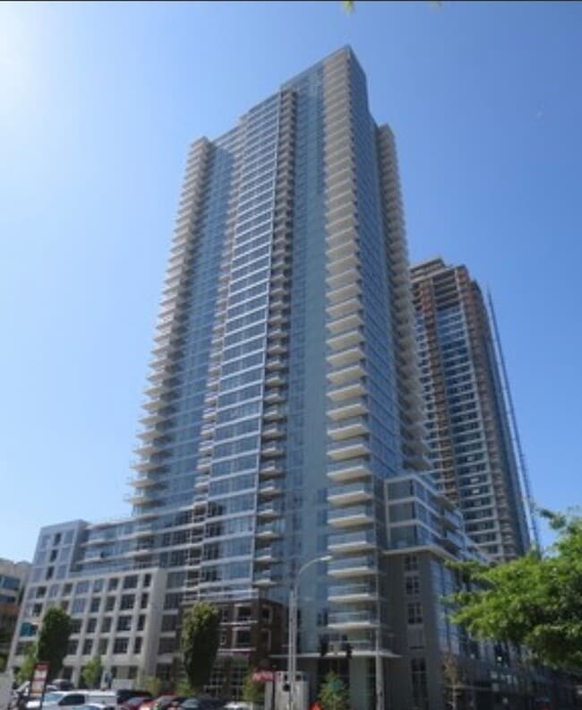 Building Photo - 583 Battery St