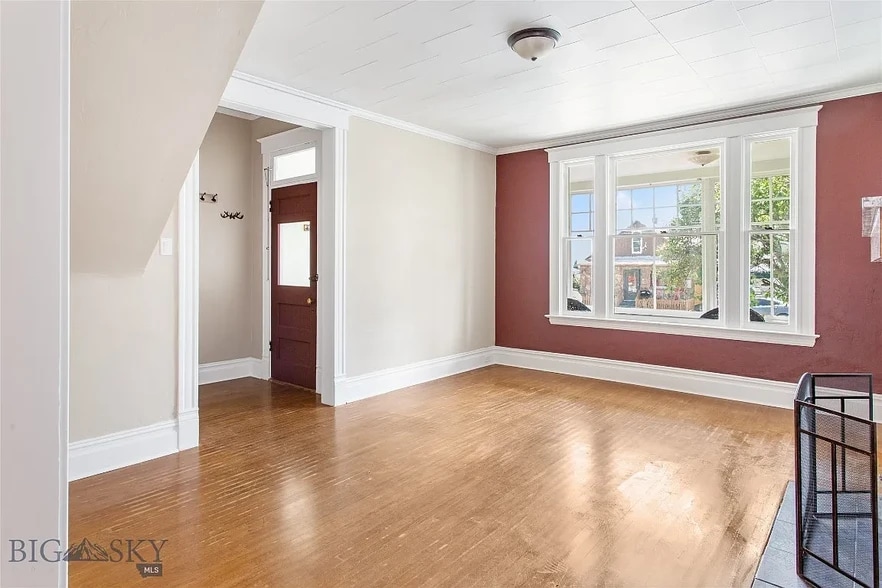 Building Photo - 1007 W Park St