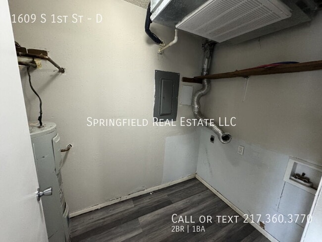 Building Photo - 1609 S 1st St