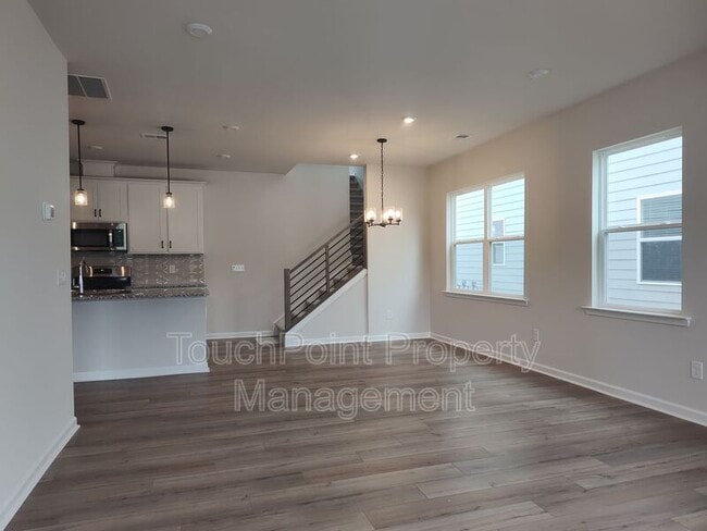 Building Photo - 5821 Wentwood Ct