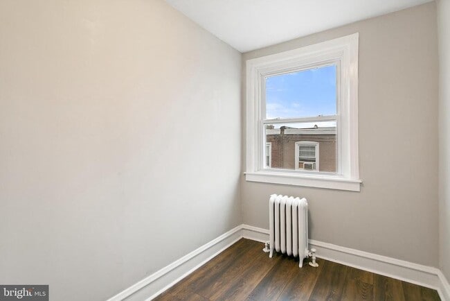 Building Photo - 7158 Radbourne Rd