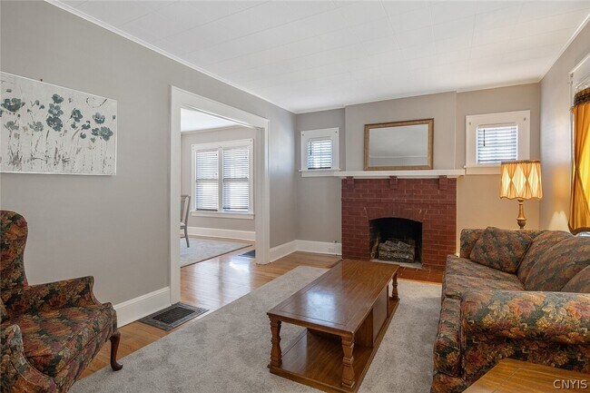 Building Photo - 967 Wadsworth St