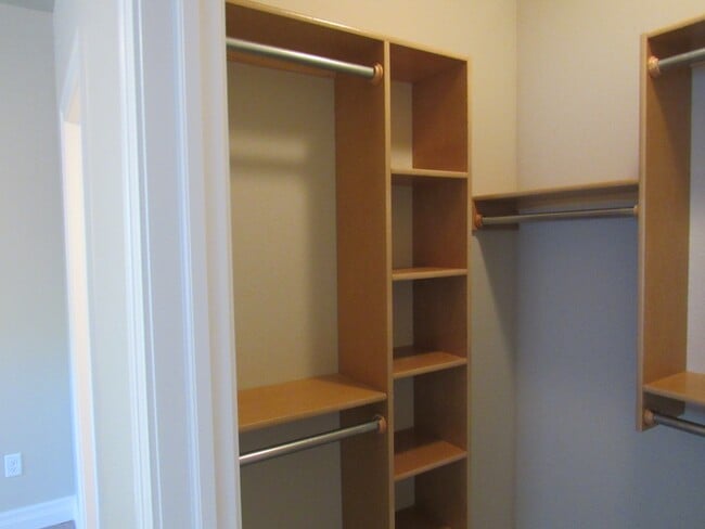 Building Photo - 1509 N Nickelton St