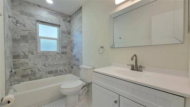 Building Photo - 4134 1st Ave S