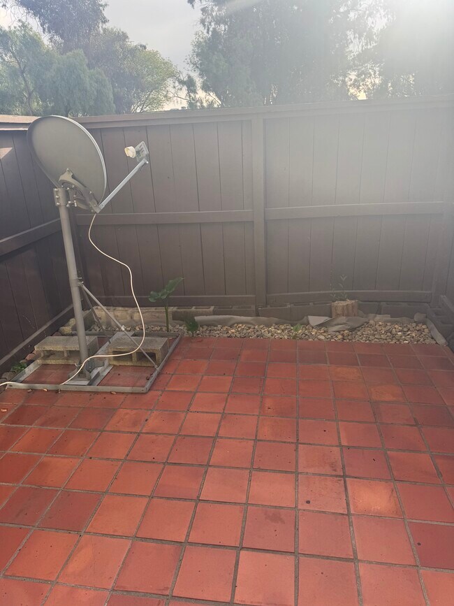 Building Photo - 39997 Cedar Blvd