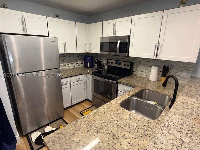 Building Photo - 1812 Adventure 1812