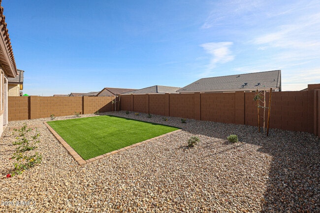 Building Photo - 17363 W Gray Fox Trl