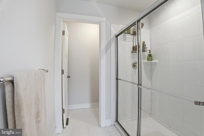 Building Photo - 610 Snapdragon Ct