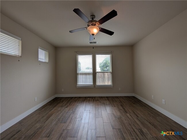 Building Photo - 711 Gristmill Dr