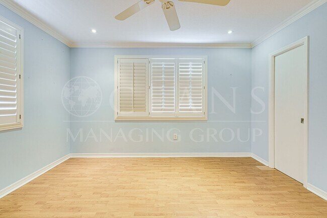 Building Photo - Riverfront Two Bedroom Condo