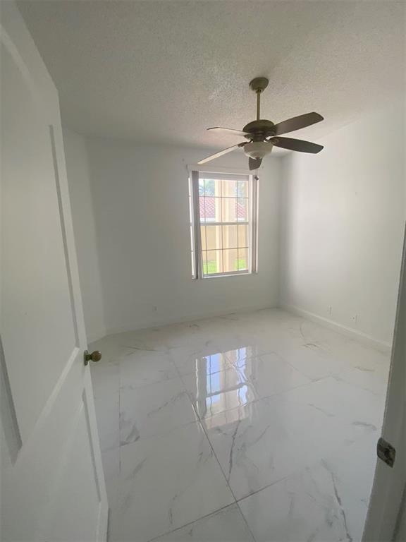 Building Photo - 1320 NW 185th Ave