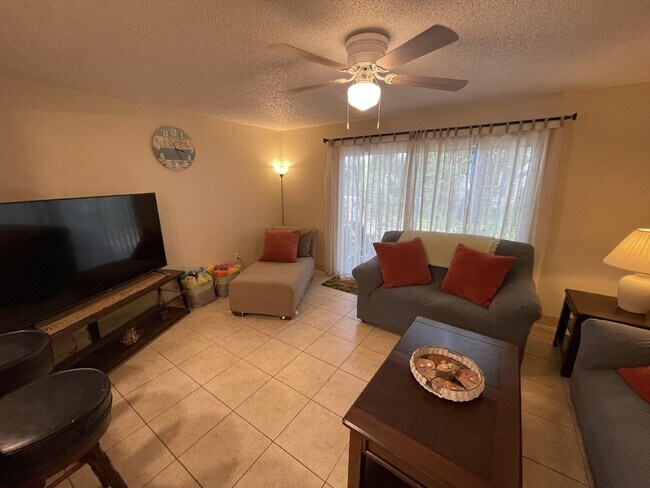 Building Photo - Seaport Village Available November 1st 2026 for a 7-12 month lease