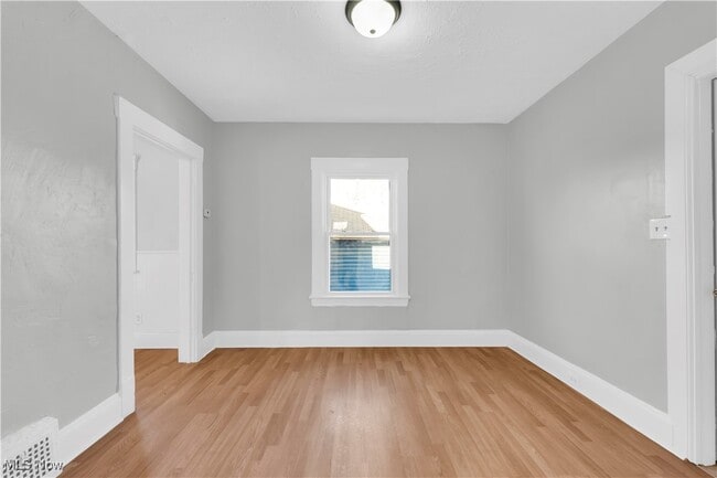 Building Photo - 3992 E 26th St