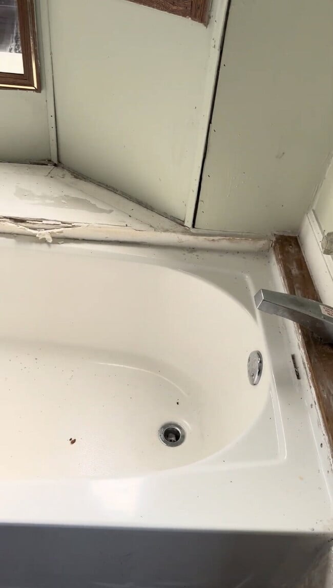 Building Photo - Handyman Special – Land + Home (Rent-to-Own)