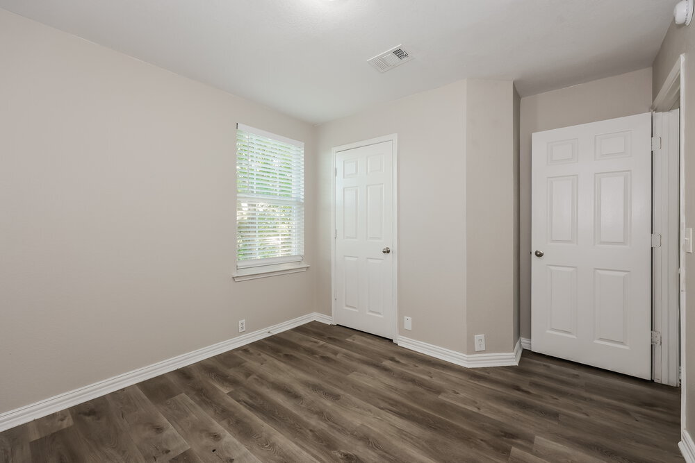 Building Photo - 1820 Berkley Dr