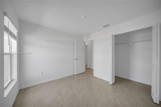 Building Photo - 4127 Granita Ct