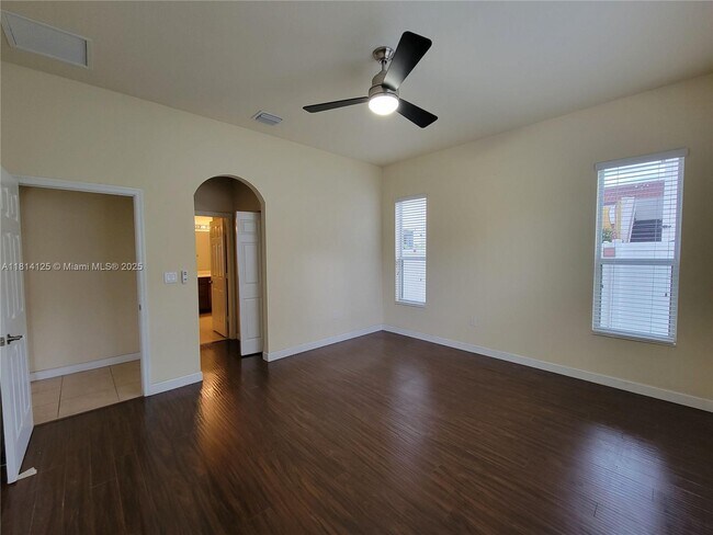 Building Photo - 9282 SW 171st Ct