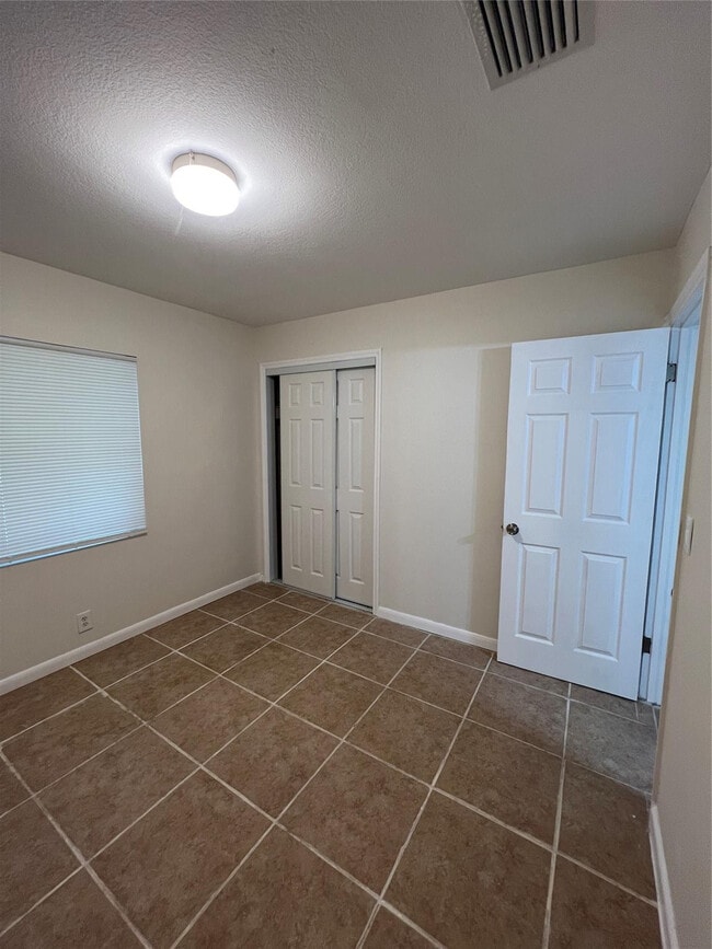 Building Photo - 1811 N 47th St