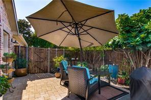 Building Photo - 930 Crestmoor Dr