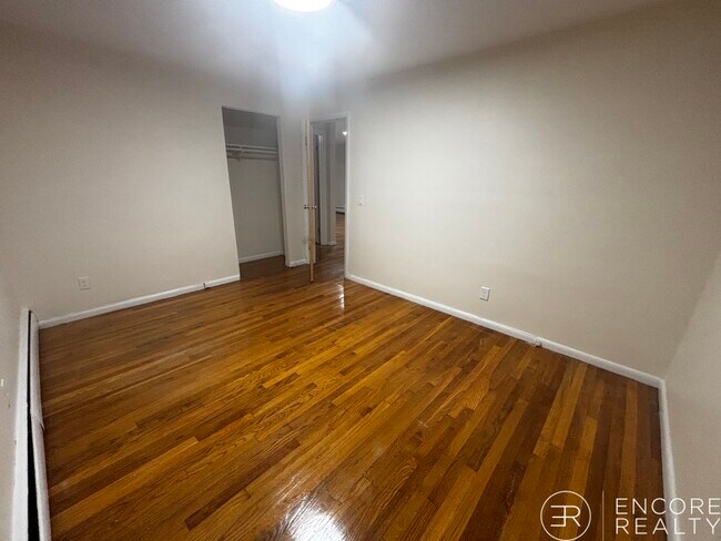 Building Photo - 110 Babcock St