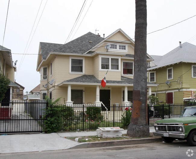 Primary Photo - 1427 S Bonnie Brae St