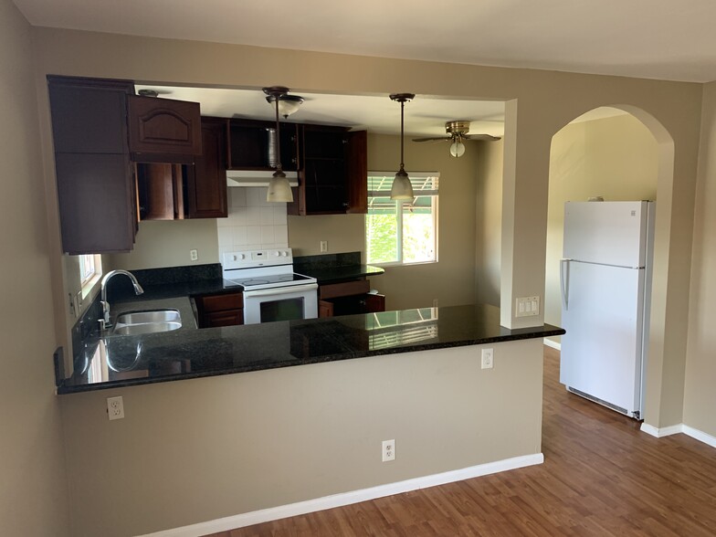 Kitchen - 2128 Balboa Ave