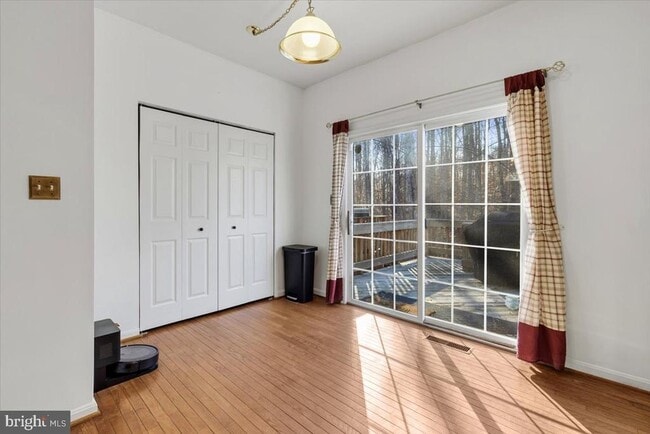 Building Photo - 15516 Three Otters Pl