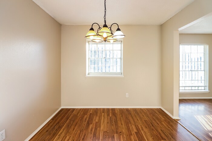 Building Photo - 11750 Murr Way