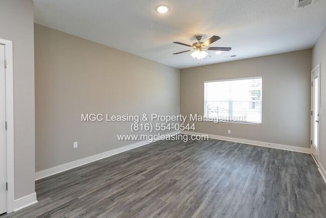 Building Photo - Welcome to Brighton Crossing apartments — ...