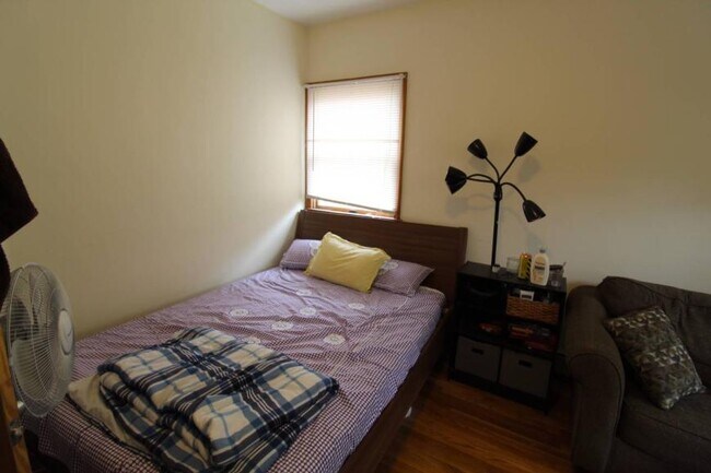Building Photo - 3.0 bedroom in Cambridge Massachusetts 02139