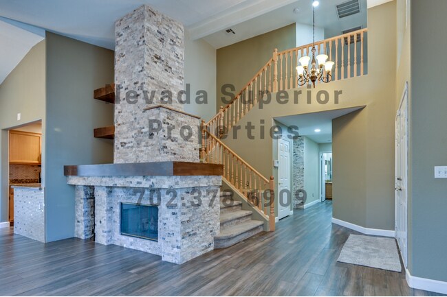 Building Photo - NW!!!  4 Bedrooms!!! Pool!! Spa!! Water Fa...