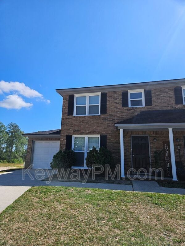 Building Photo - 2326 Greengate Dr